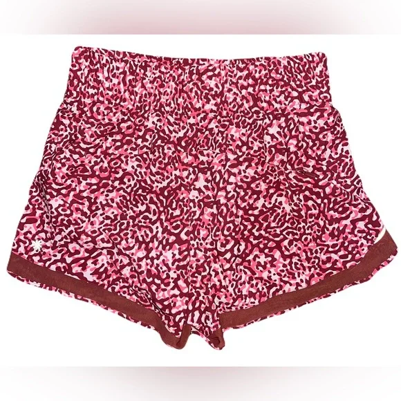 ATHLETA Mesh Racer Run High Rise 3" Shorts New With Tags - Picture 7 of 13